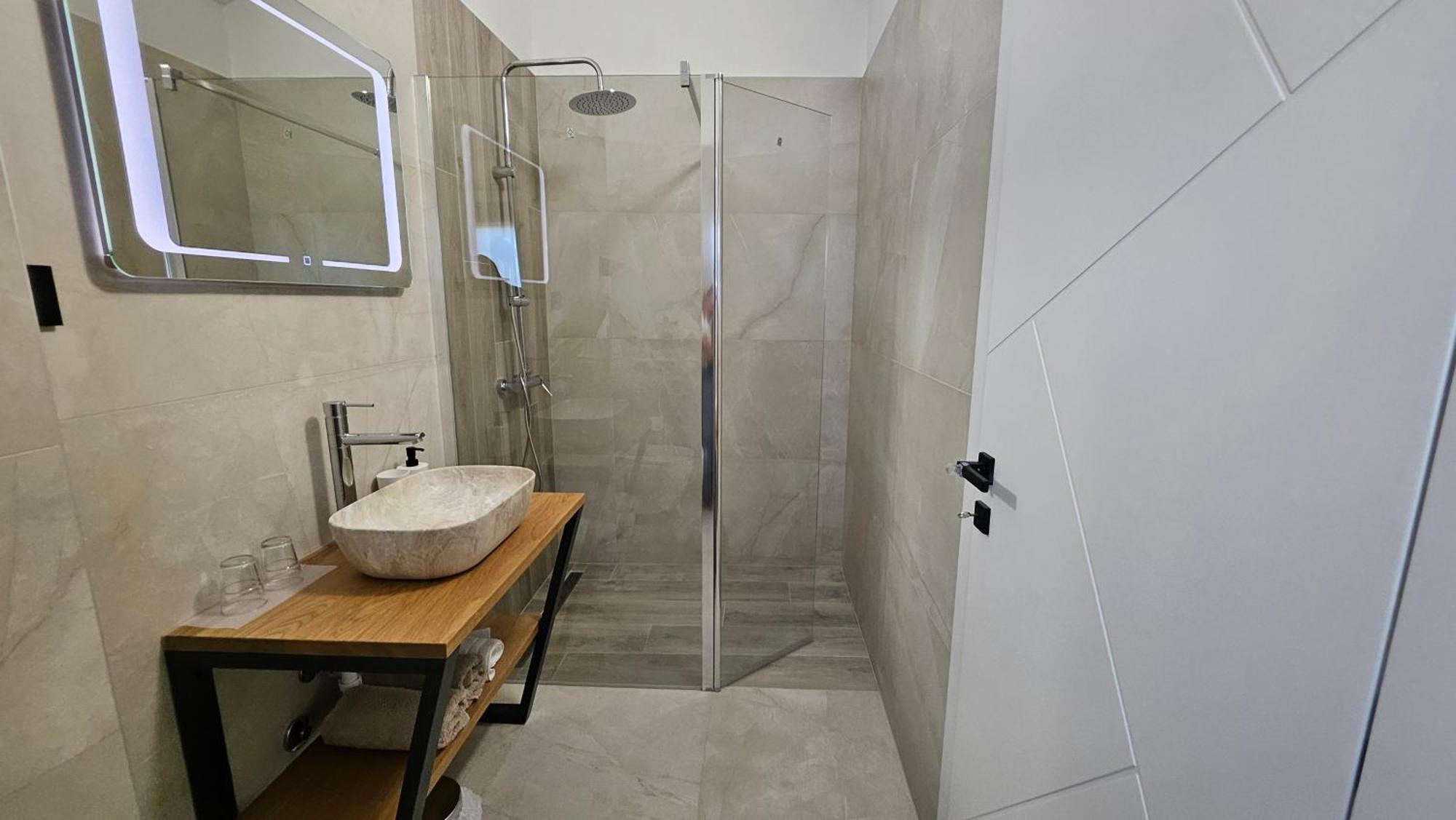 Richi Rooms & App فونتانا المظهر الخارجي الصورة