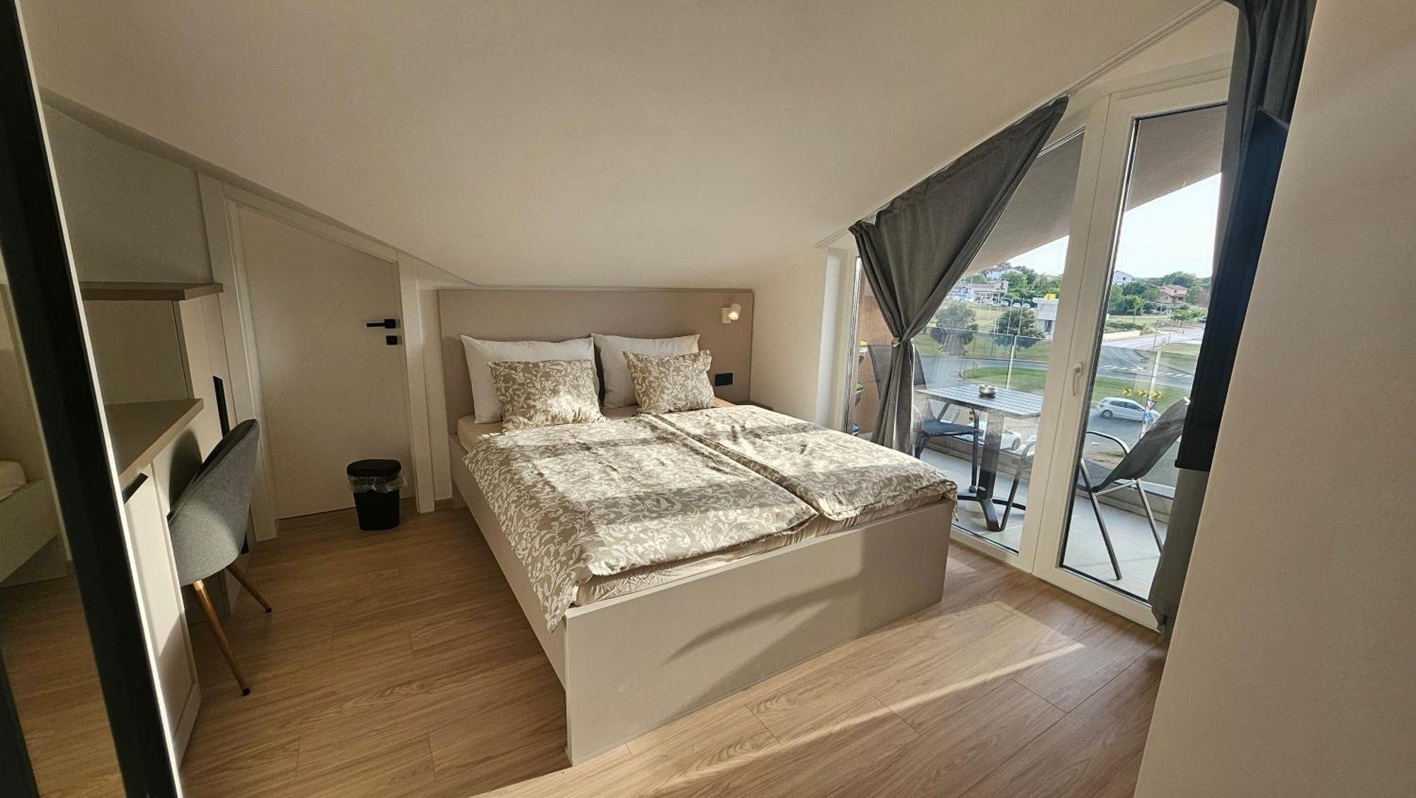 Richi Rooms & App فونتانا المظهر الخارجي الصورة